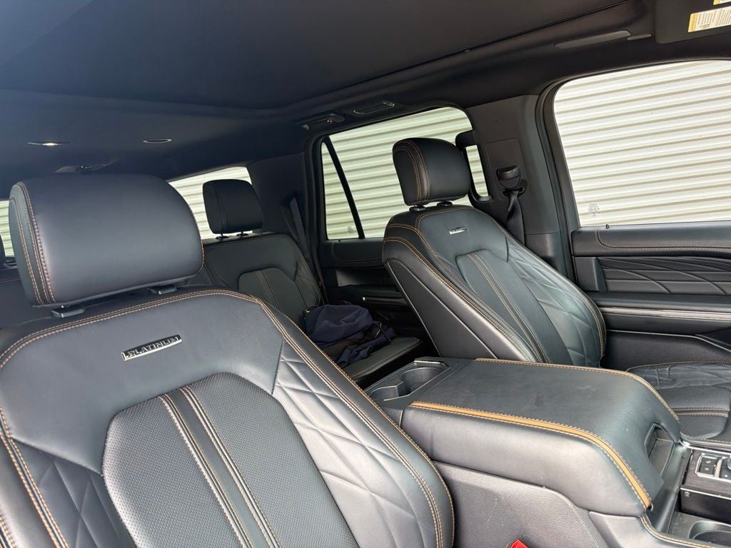 2022 Ford Expedition Max Platinum 4WD | 7 Passenger