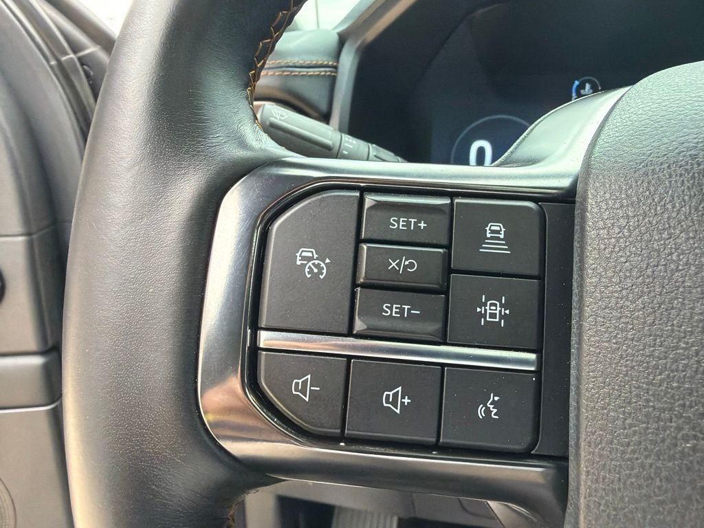 2022 Ford Expedition Max Platinum 4WD | 7 Passenger