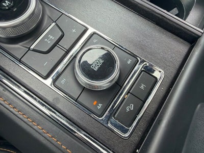 2022 Ford Expedition Max Platinum 4WD | 7 Passenger