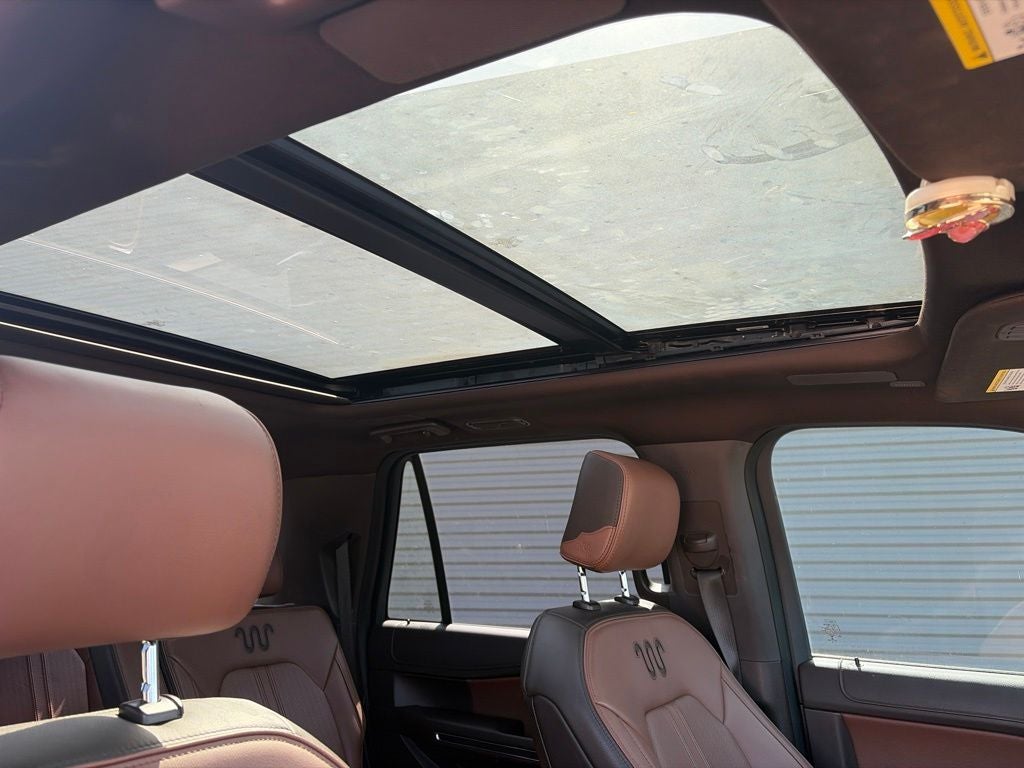 2022 Ford Expedition Max King Ranch 4WD | 7 Passenger