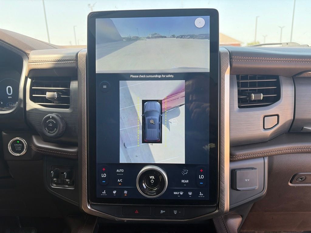 2022 Ford Expedition Max King Ranch 4WD | 7 Passenger