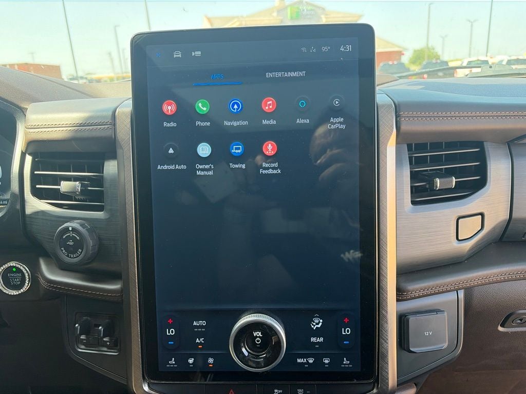 2022 Ford Expedition Max King Ranch 4WD | 7 Passenger