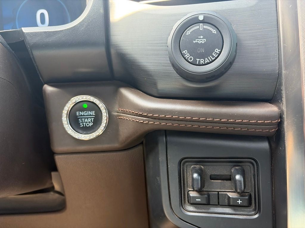 2022 Ford Expedition Max King Ranch 4WD | 7 Passenger