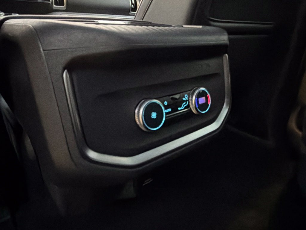 2025 Ford Expedition Active 7 Passenger | BLUECRUISE
