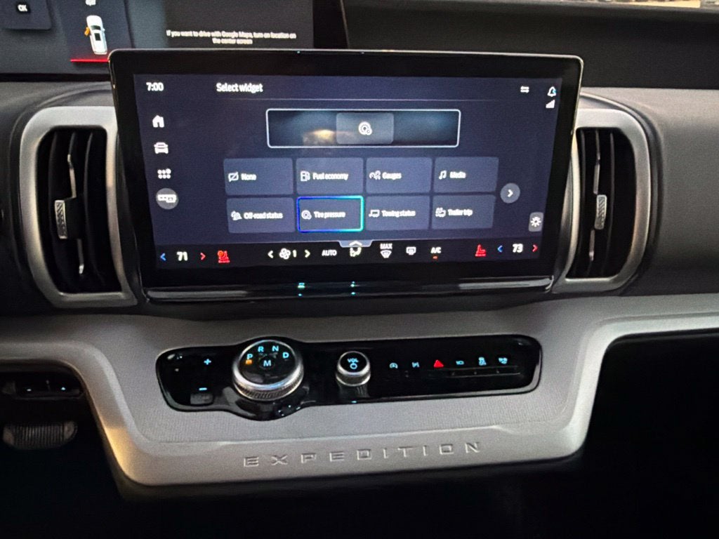 2025 Ford Expedition Active 7 Passenger | BLUECRUISE