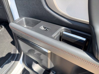 2025 Ford Expedition Active 8 Passenger