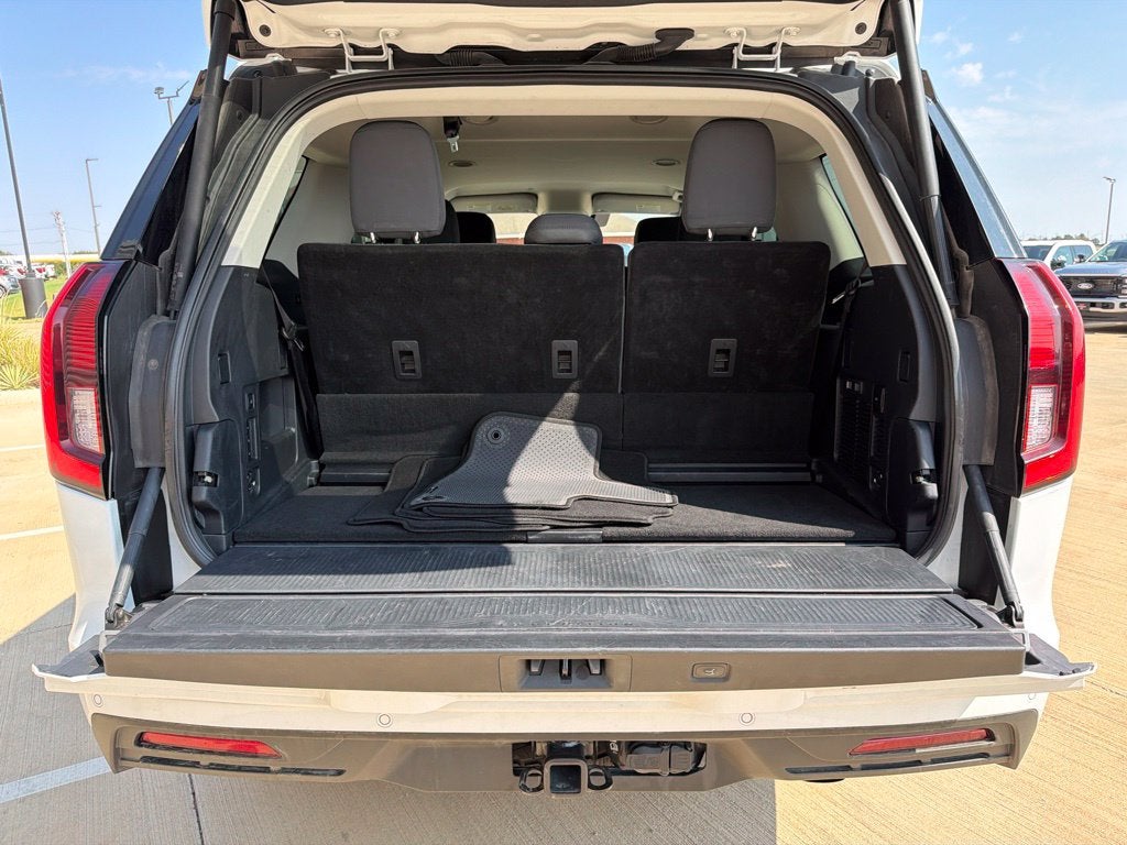 2025 Ford Expedition Active 8 Passenger