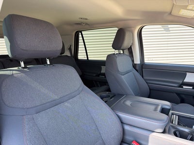 2025 Ford Expedition Active 8 Passenger