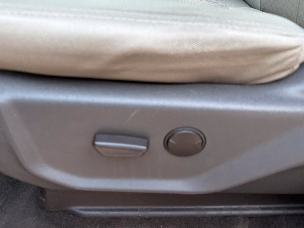 2020 Ford Expedition XLT 8 Passenger