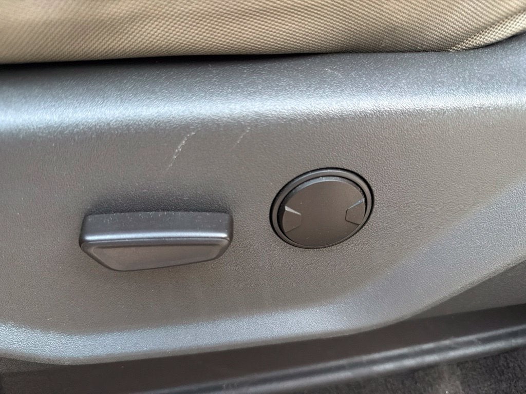 2020 Ford Expedition XLT 8 Passenger