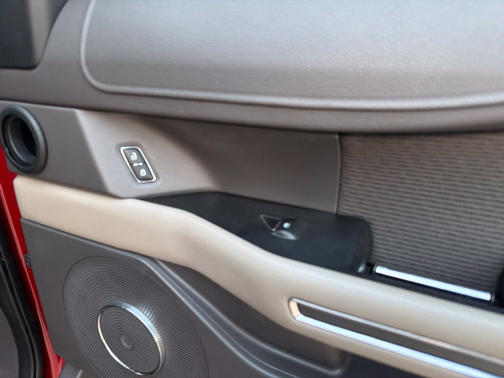 2020 Ford Expedition XLT 8 Passenger