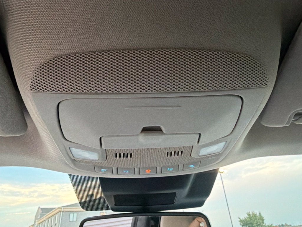2020 Ford Expedition XLT 8 Passenger