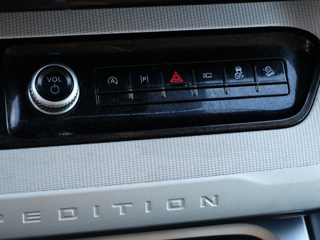 2025 Ford Expedition Active 4WD | 7 Passenger