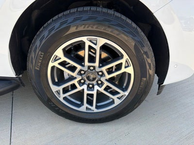 2025 Ford Expedition Active 4WD | BLUECRUISE Equipped