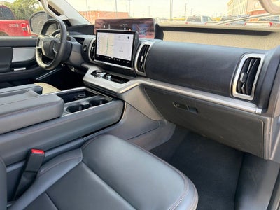 2025 Ford Expedition Active 4WD | BLUECRUISE Equipped