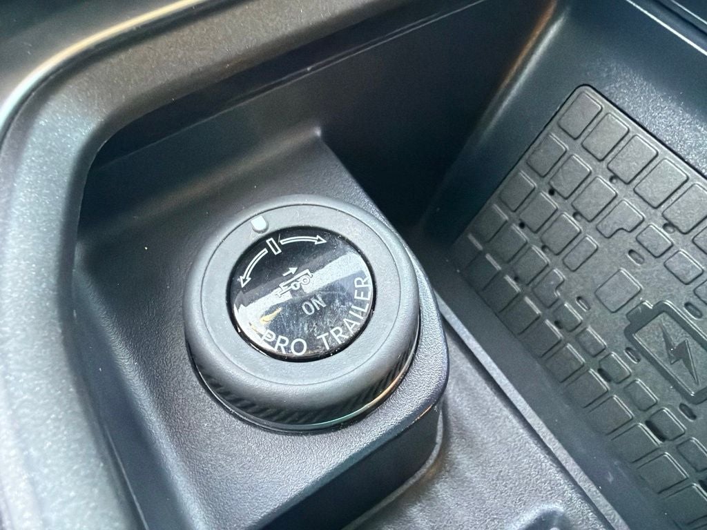 2025 Ford Expedition Active 4WD | BLUECRUISE Equipped