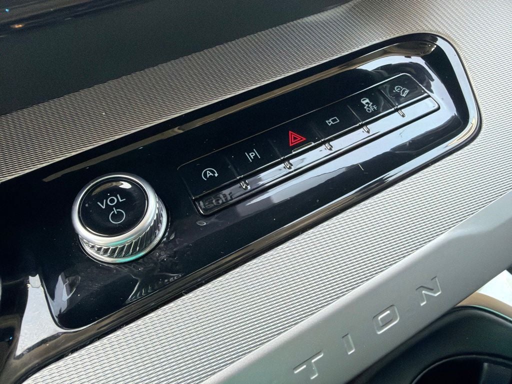 2025 Ford Expedition Active 4WD | BLUECRUISE Equipped