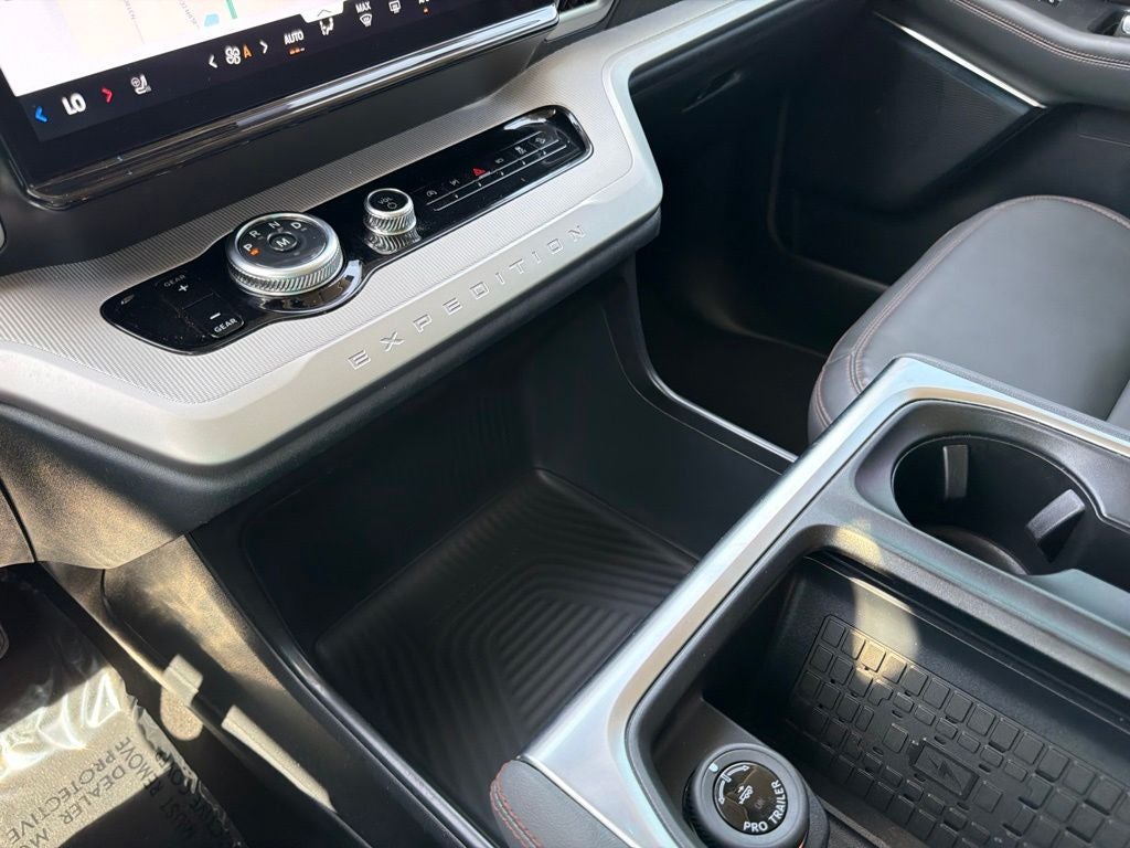 2025 Ford Expedition Active 4WD | BLUECRUISE Equipped