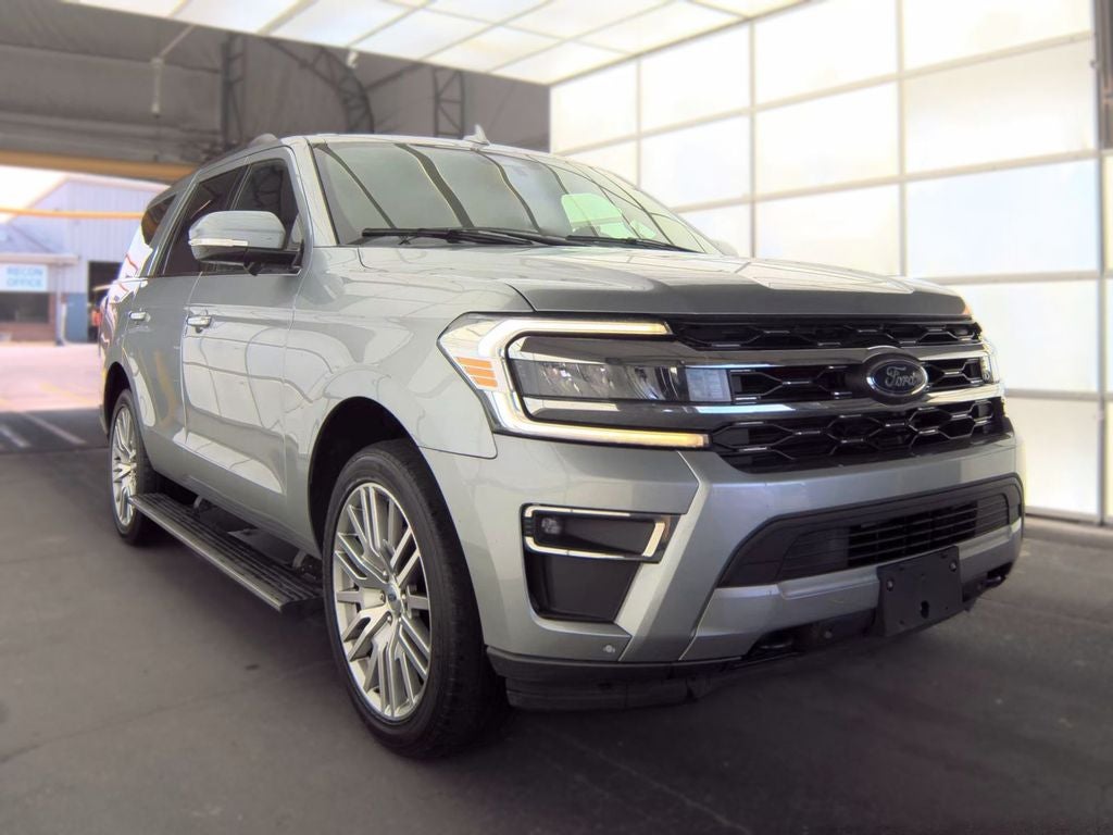 2023 Ford Expedition Limited 4WD | 8 Passenger