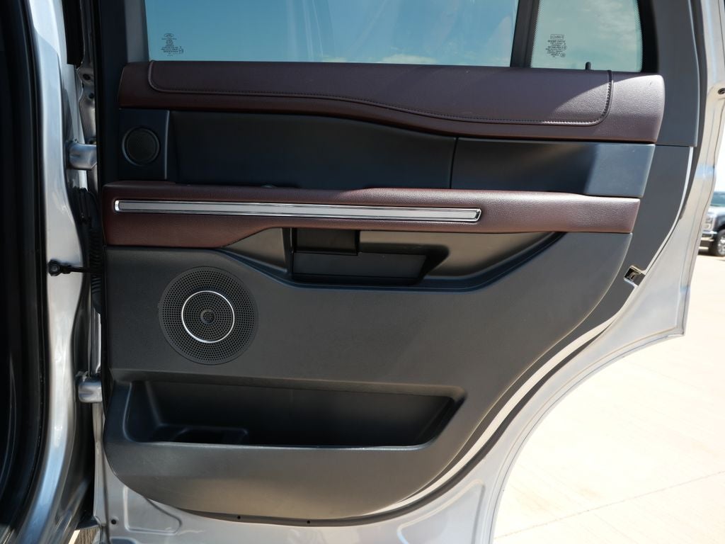 2023 Ford Expedition Limited 4WD | 8 Passenger