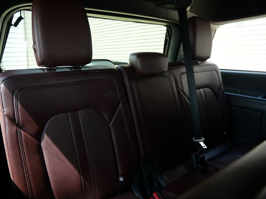2023 Ford Expedition Limited 4WD | 8 Passenger