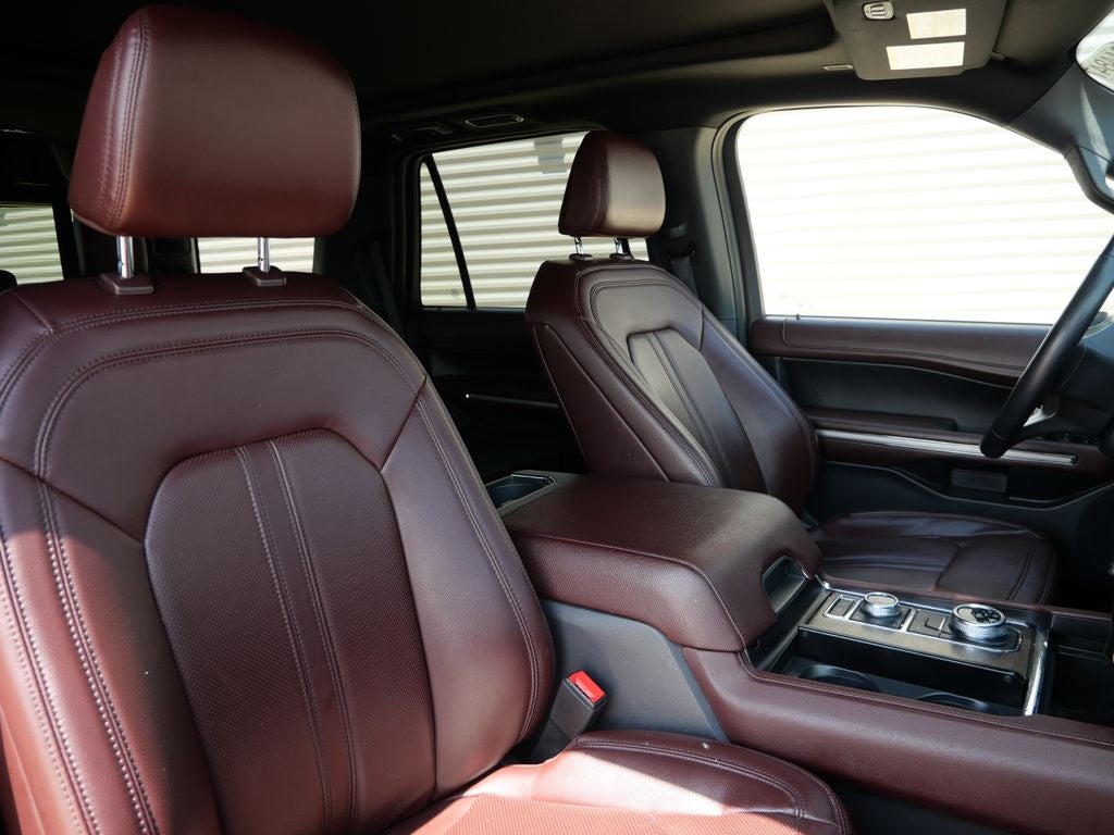 2023 Ford Expedition Limited 4WD | 8 Passenger