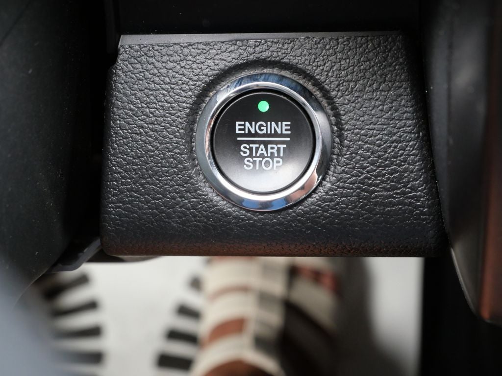 2021 Ford Expedition Limited 4WD | 8 Passenger
