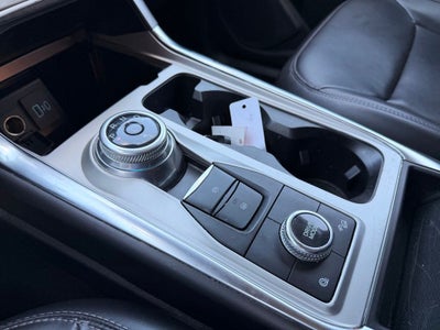 2022 Ford Explorer XLT 4WD | 7 Passenger