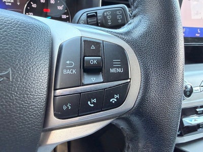 2022 Ford Explorer XLT 4WD | 7 Passenger