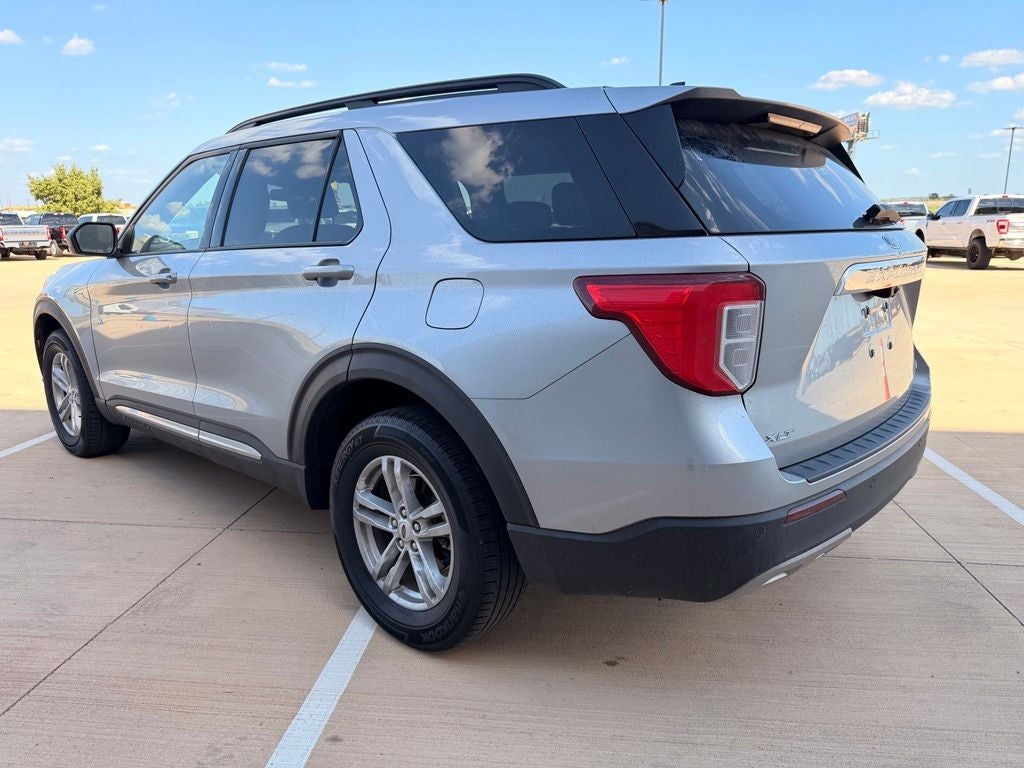 2022 Ford Explorer XLT 4WD | 7 Passenger