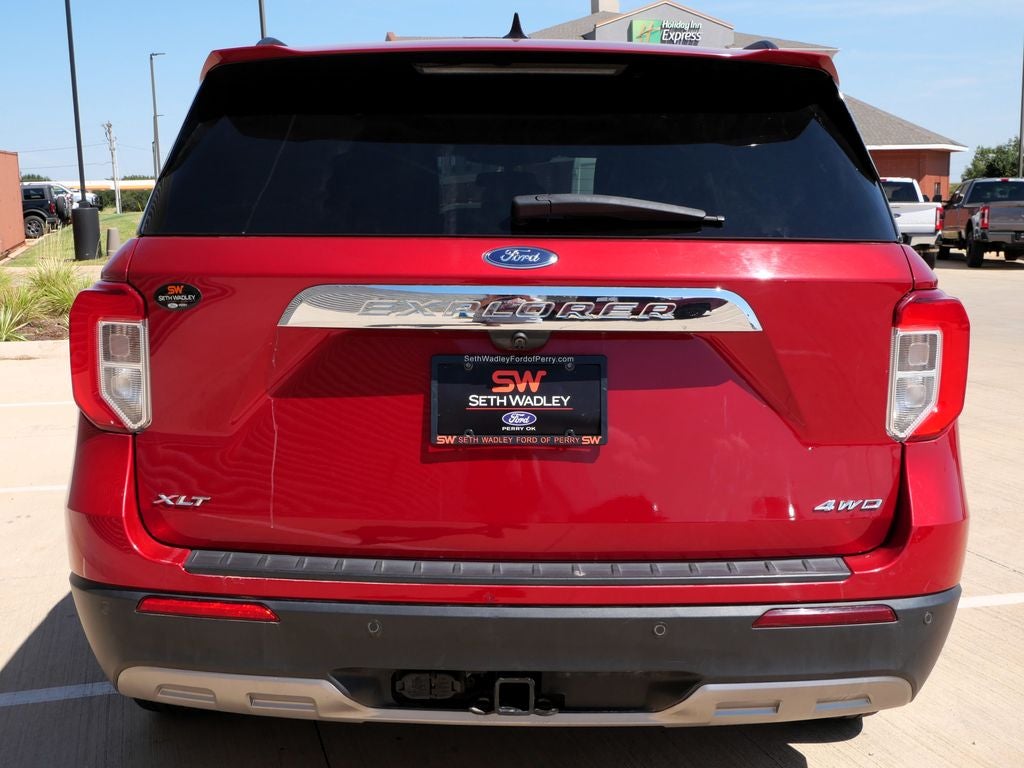 2021 Ford Explorer XLT 4WD | 7 Passenger