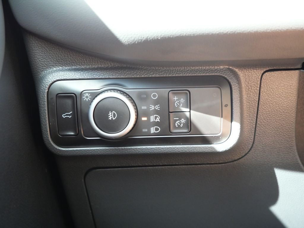 2025 Ford Explorer Active AWD | Active Comfort Pkg