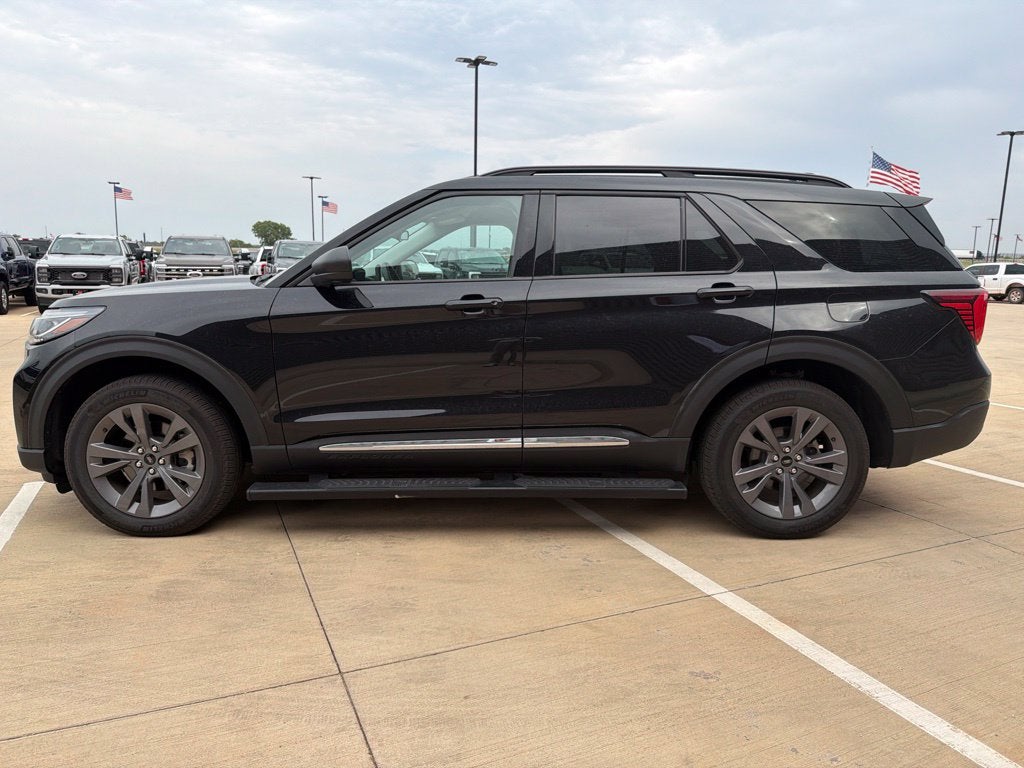 2025 Ford Explorer Active AWD | Active Comfort Pkg