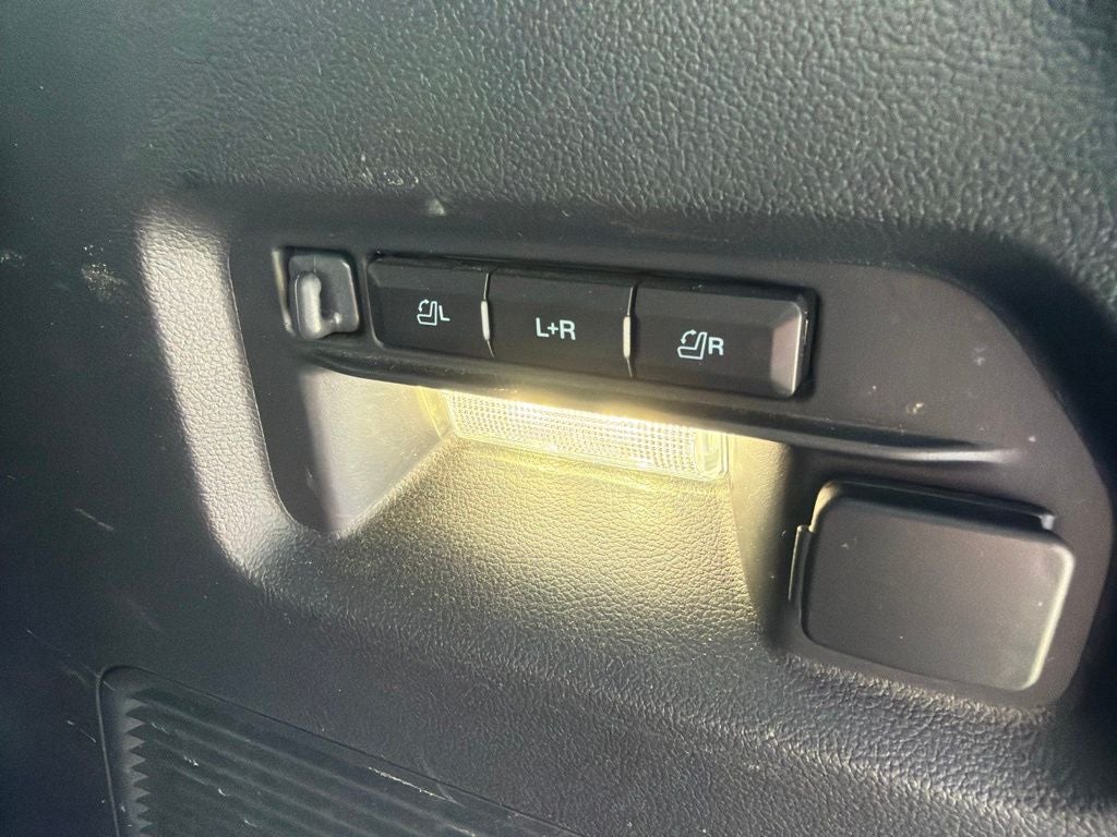 2025 Ford Explorer ST 4WD | 3rd Row Seating