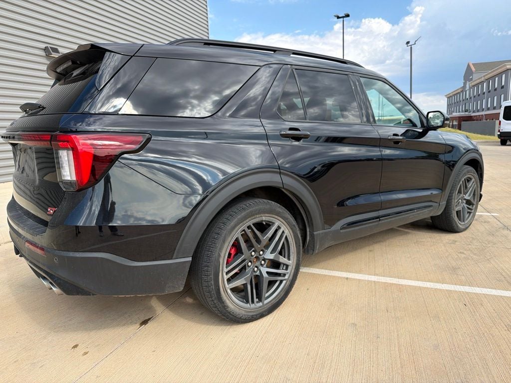2025 Ford Explorer ST 4WD | 3rd Row Seating