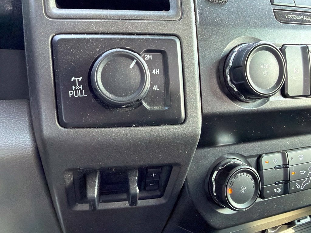 2019 Ford F-250SD XL FX4 | 6.2L