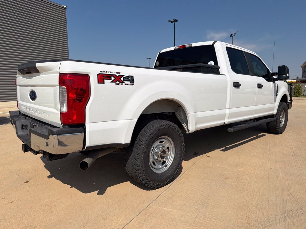 2019 Ford F-250SD XL FX4 | 6.2L