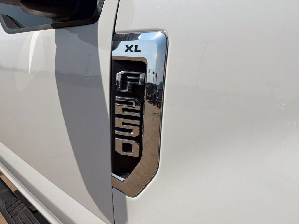 2019 Ford F-250SD XL FX4 | 6.2L