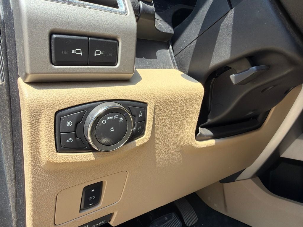 2017 Ford F-250SD Lariat FX4 | Value Pkg