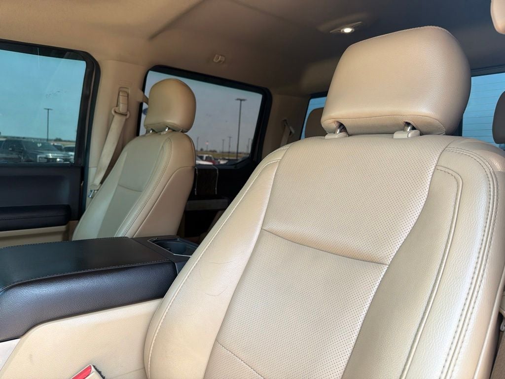 2017 Ford F-250SD Lariat FX4 | Value Pkg