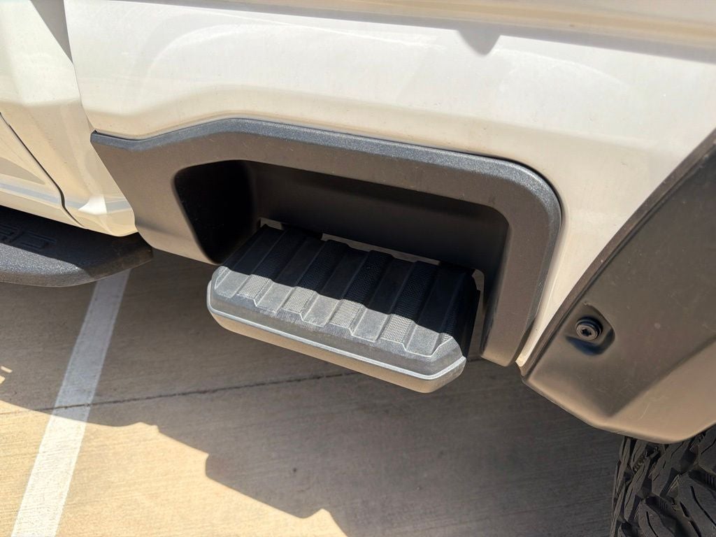 2024 Ford F-250SD Lariat Tremor | 6.7L HI OUTPUT