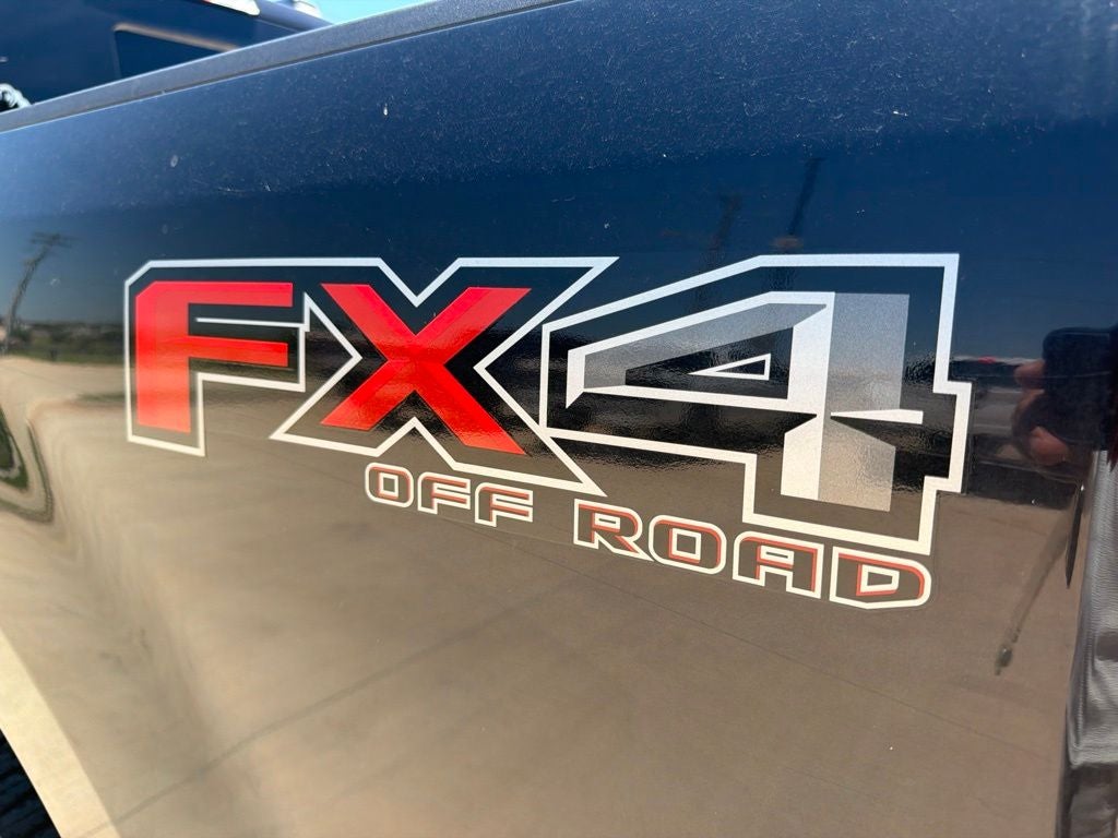 2020 Ford F-250SD Lariat FX4 | 6.7L Pwr Stroke
