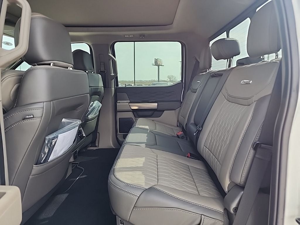 2025 Ford F-350SD Platinum