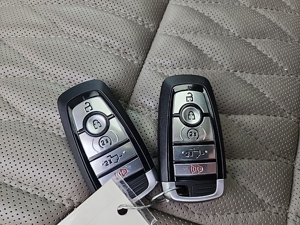 2025 Ford F-350SD Platinum