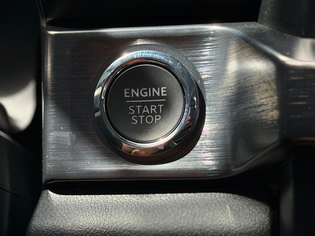 2025 Ford F-350SD Lariat FX4 | 6.7L Pwr Stroke