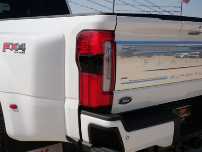 2026 Ford F-350SD Platinum DRW