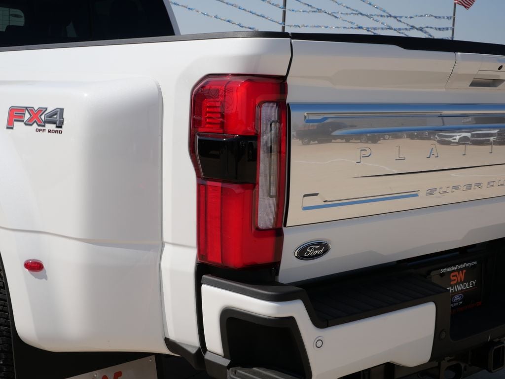 2026 Ford F-350SD Platinum DRW