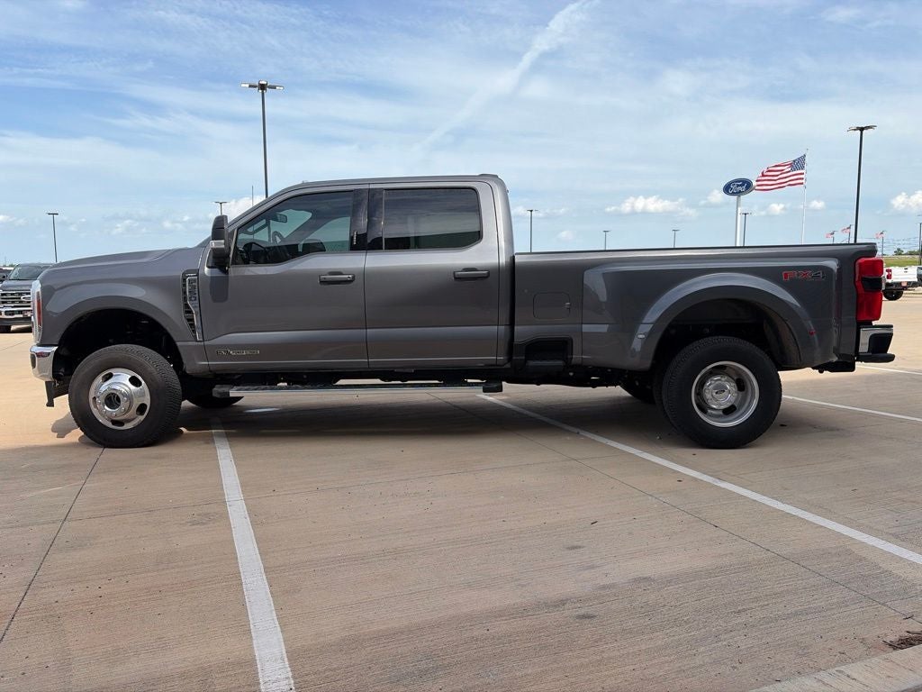 2024 Ford F-350SD Lariat DRW