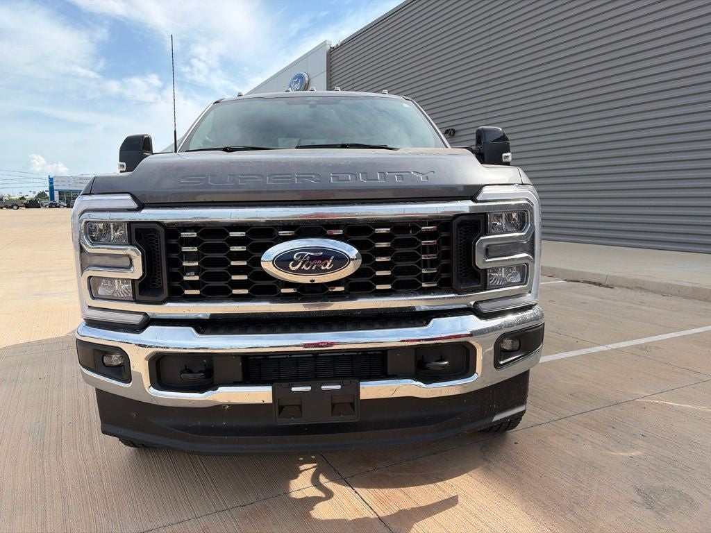 2024 Ford F-350SD Lariat DRW