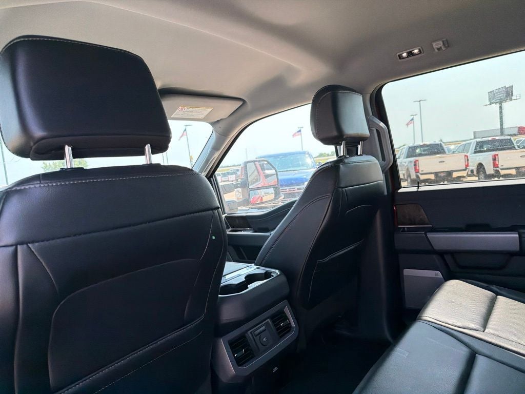 2024 Ford F-350SD Lariat DRW | FX4 | 6.7L Pwr Stroke
